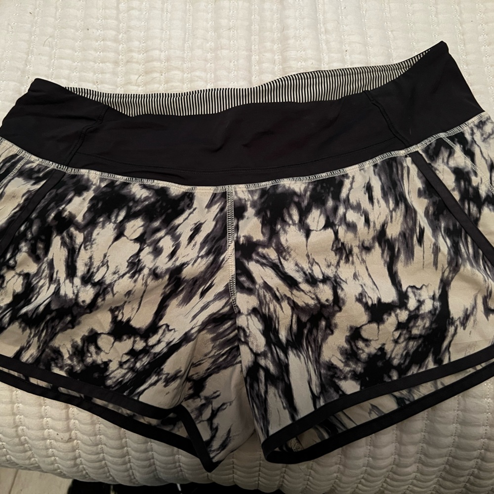 Lululemon women shorts